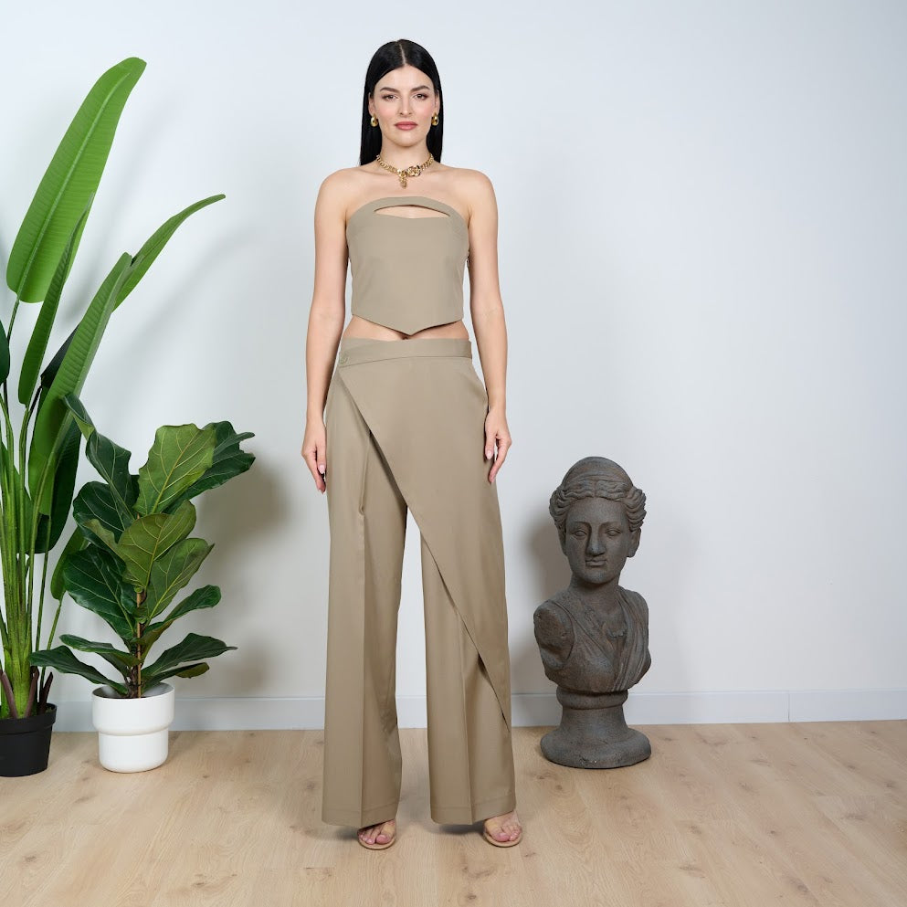 She's Confident - Set